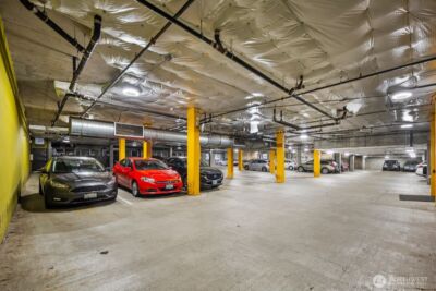 4020 Aurora Avenue N #204, Seattle, WA 98103-7880 - Photo 19