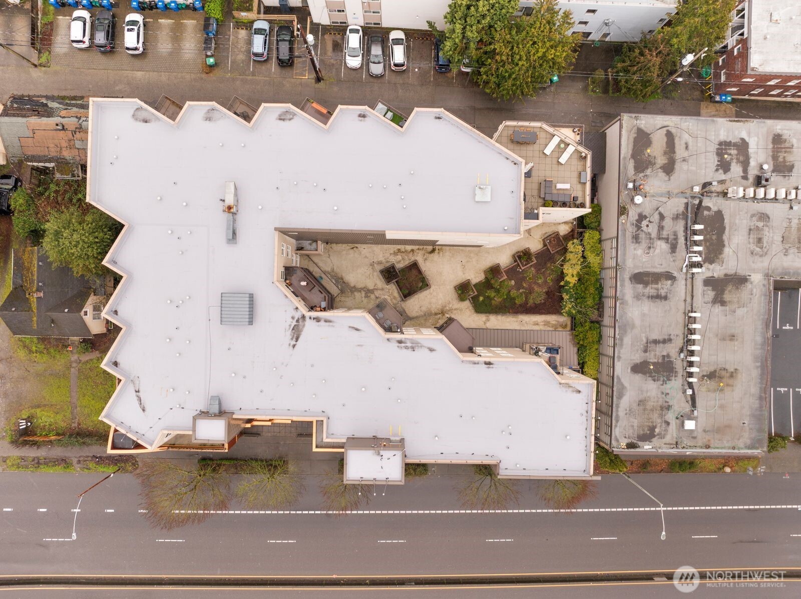 4020 Aurora Avenue N #204, Seattle, WA 98103-7880