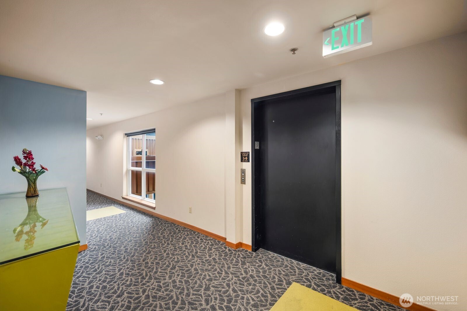 4020 Aurora Avenue N #204, Seattle, WA 98103-7880