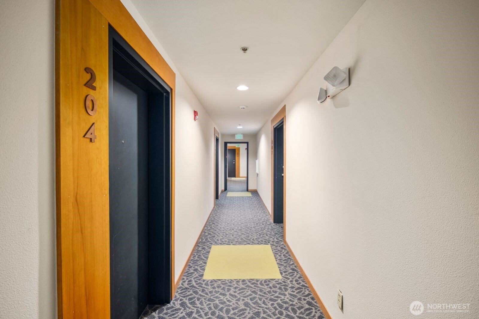 4020 Aurora Avenue N #204, Seattle, WA 98103-7880