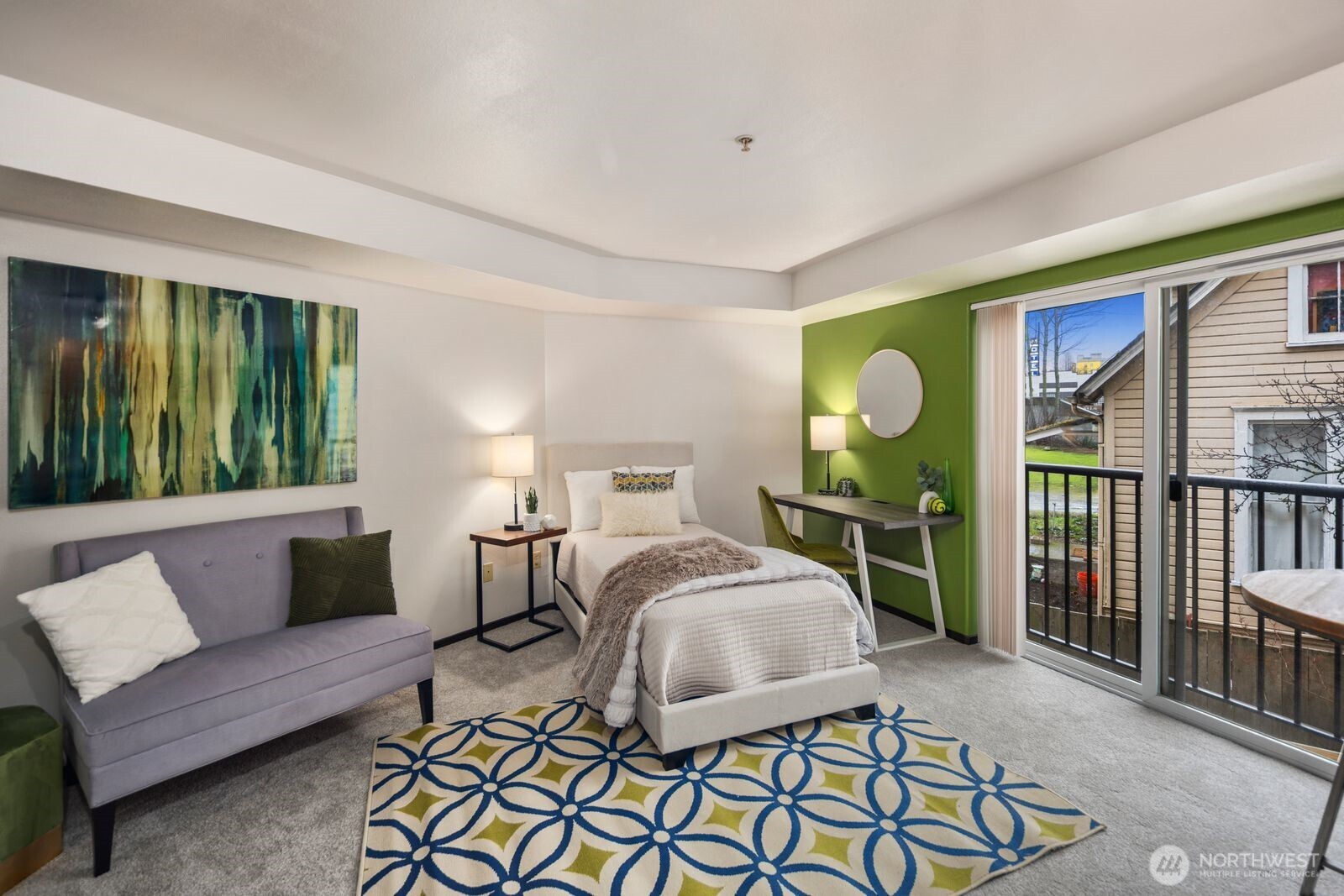 4020 Aurora Avenue N #204, Seattle, WA 98103-7880