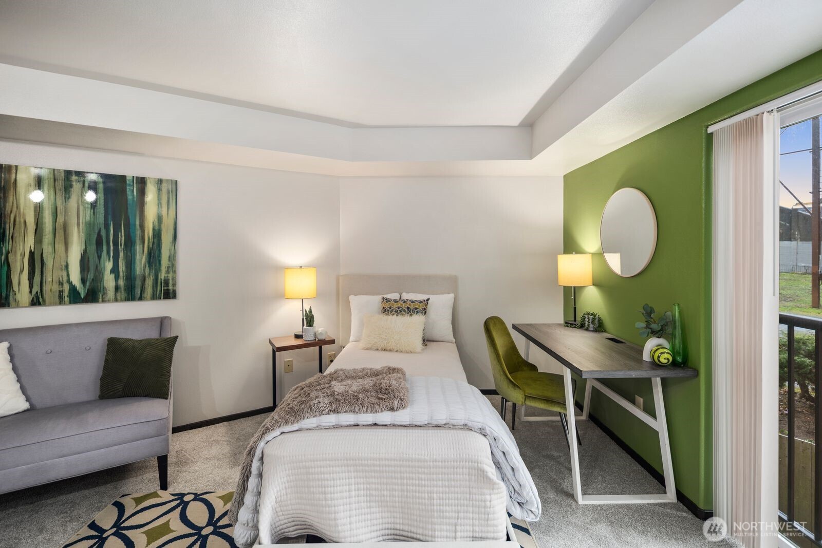 4020 Aurora Avenue N #204, Seattle, WA 98103-7880