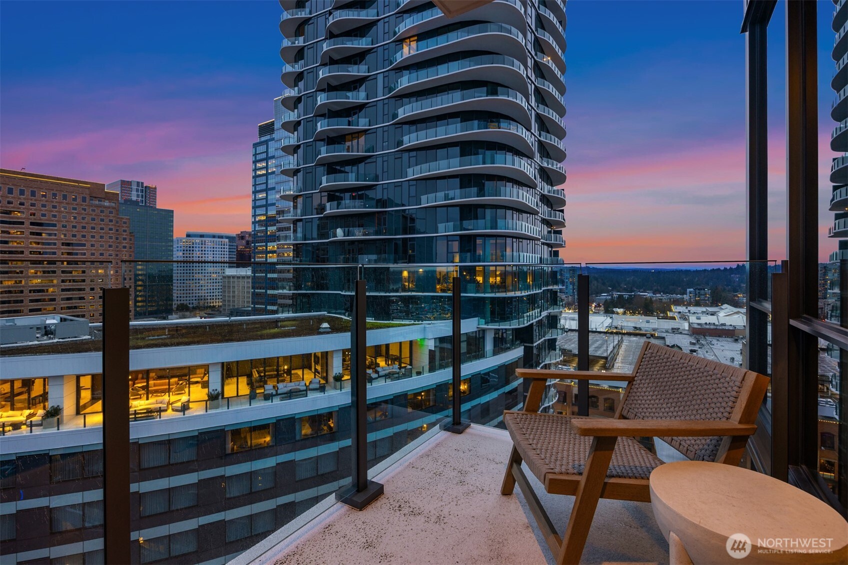 889 Avenue Square NE #1410, Bellevue, WA 98004