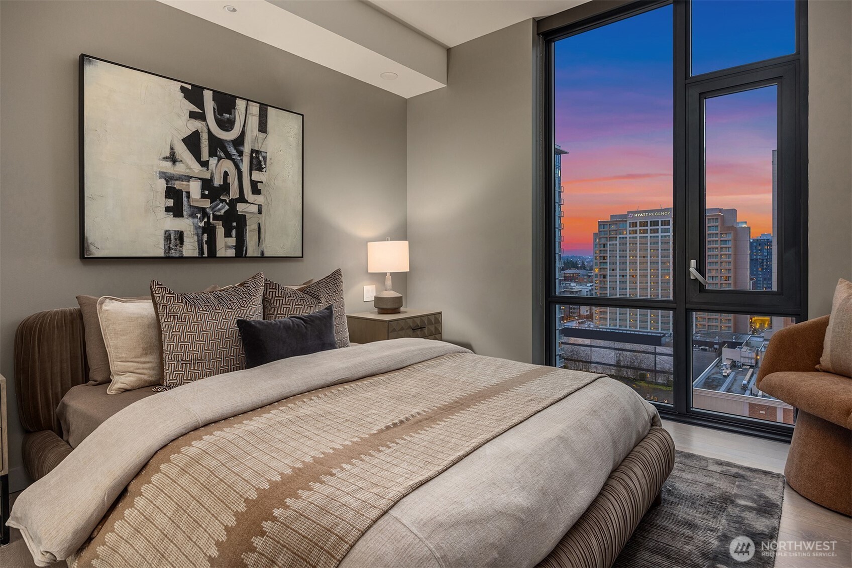 889 Avenue Square NE #1410, Bellevue, WA 98004