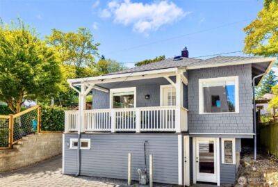 2423 3rd Avenue W, Seattle, WA 98119 - Photo 2