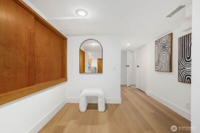 2423 3rd Avenue W, Seattle, WA 98119 - Photo 26