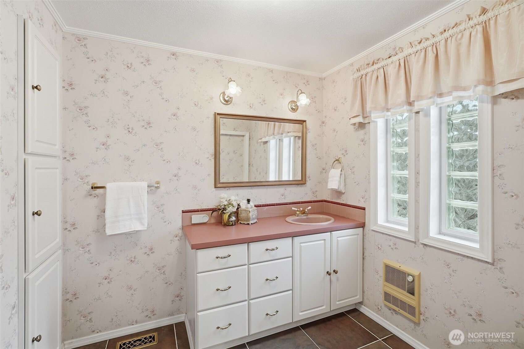 1703 W 25th Avenue , Spokane, WA 99224