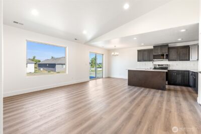 312 N Montana Street , Moses Lake, WA 98837 - Photo 14