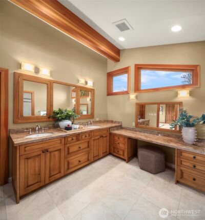 4544 49th Avenue NE, Seattle, WA 98105 - Photo 17