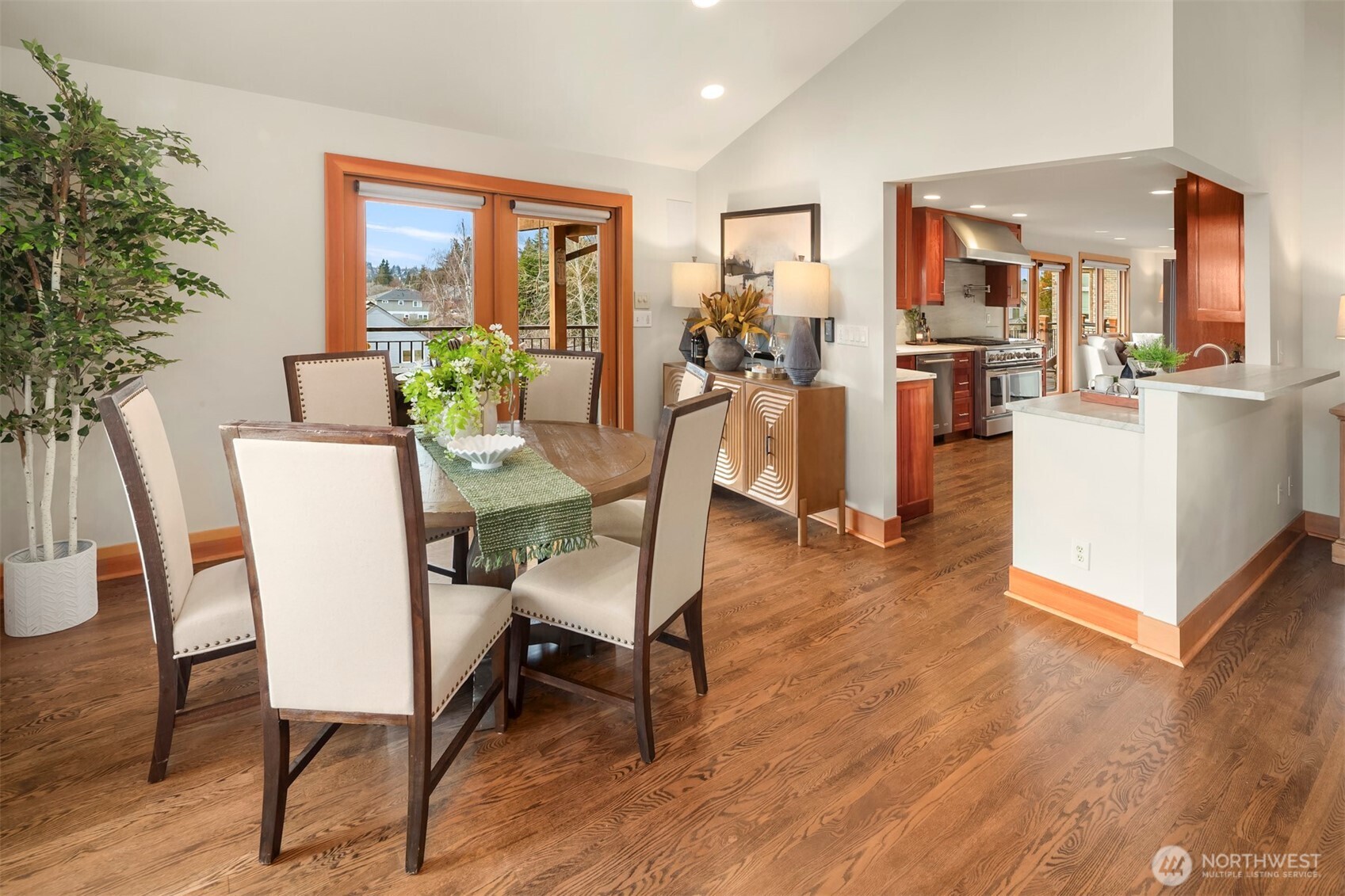 4544 49th Avenue NE, Seattle, WA 98105