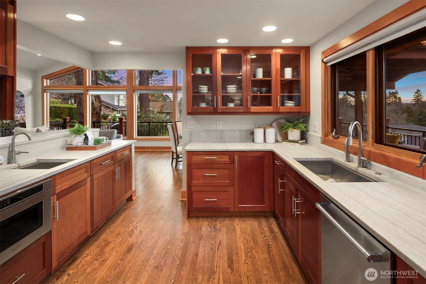 4544 49th Avenue NE, Seattle, WA 98105