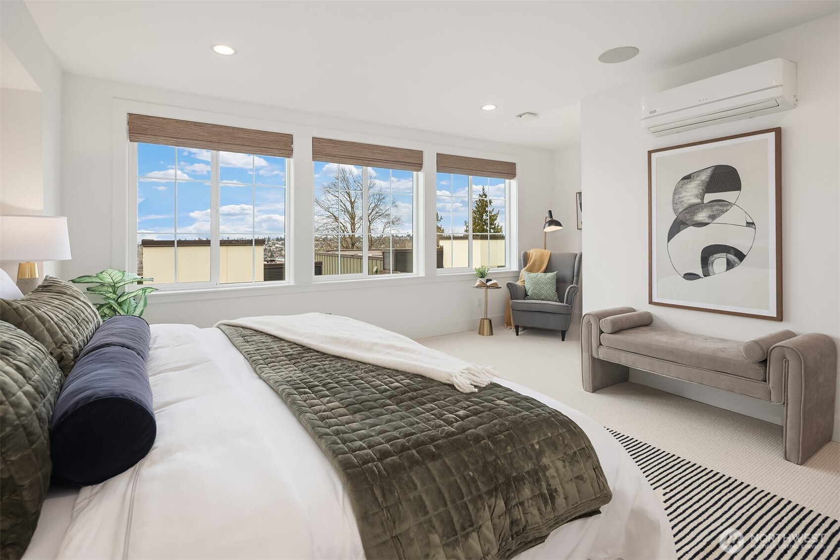 927 W McGraw Street #37, Seattle, WA 98119