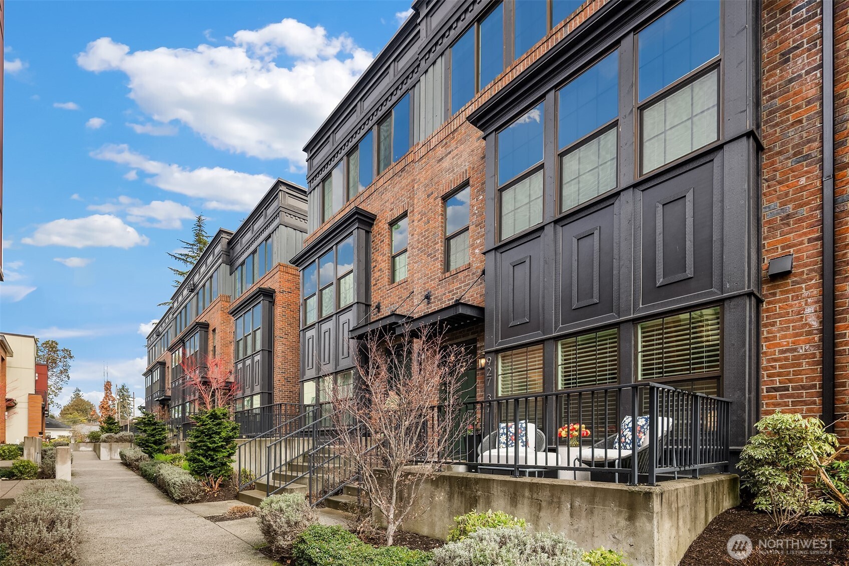 927 W McGraw Street #37, Seattle, WA 98119