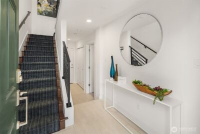 927 W McGraw Street #37, Seattle, WA 98119 - Photo 4