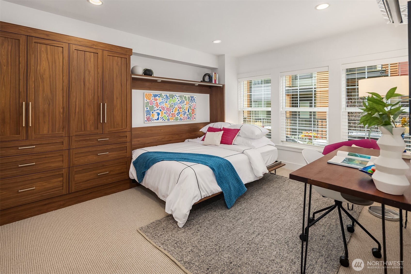 927 W McGraw Street #37, Seattle, WA 98119