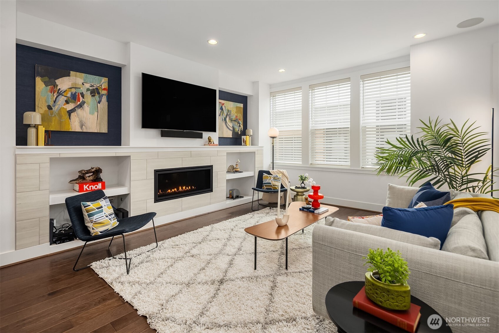 927 W McGraw Street #37, Seattle, WA 98119