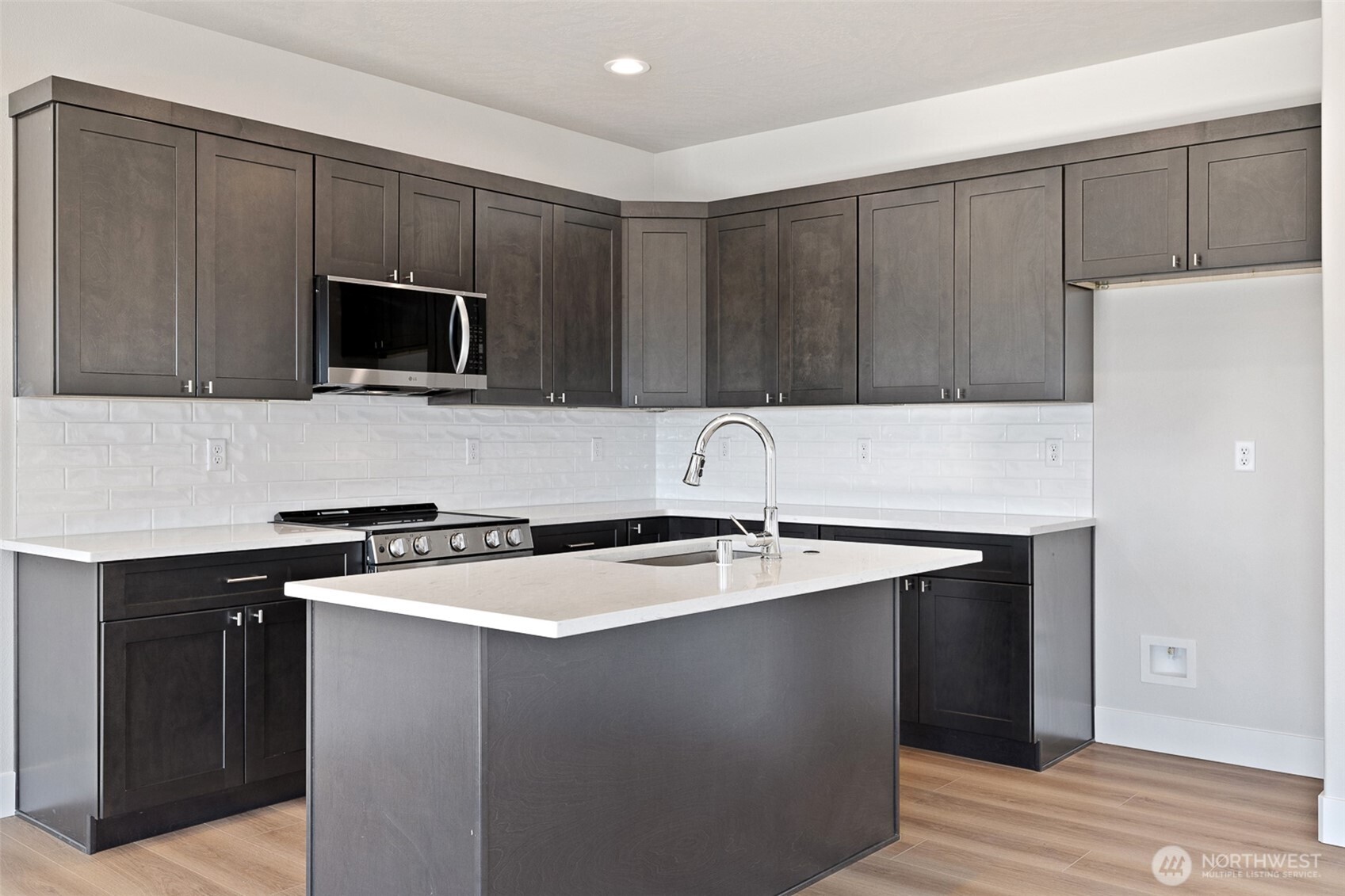 4247 W Sandy Court , Moses Lake, WA 98837