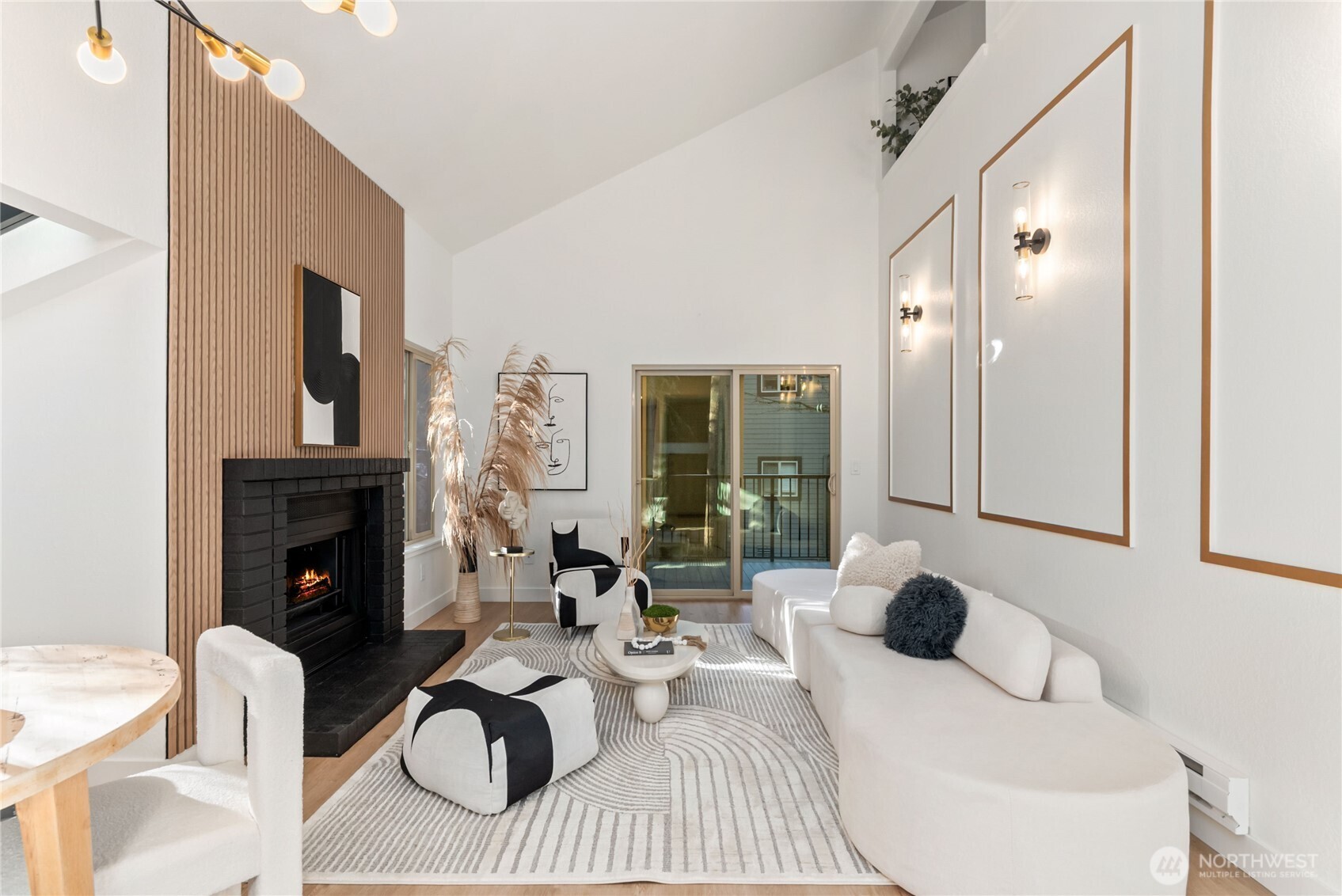 14640 NE 80th Place #32-C, Redmond, WA 98052