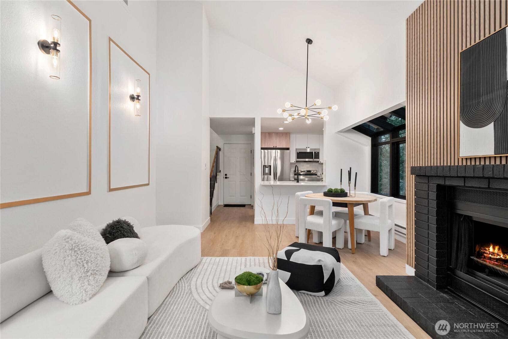 14640 NE 80th Place #32-C, Redmond, WA 98052