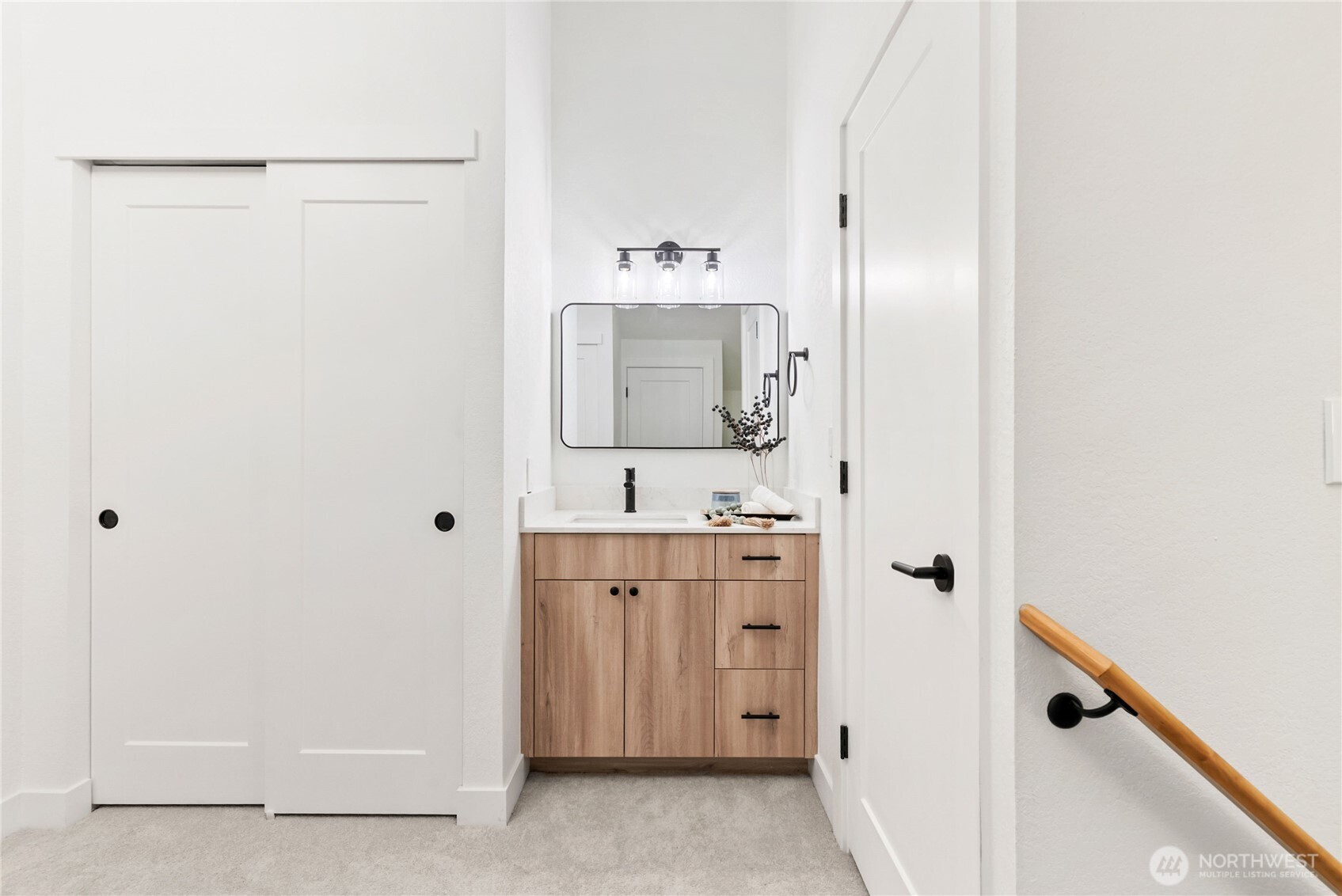 14640 NE 80th Place #32-C, Redmond, WA 98052