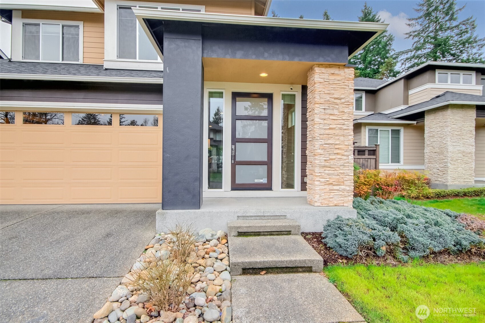 5860 S 326th Court , Auburn, WA 98001