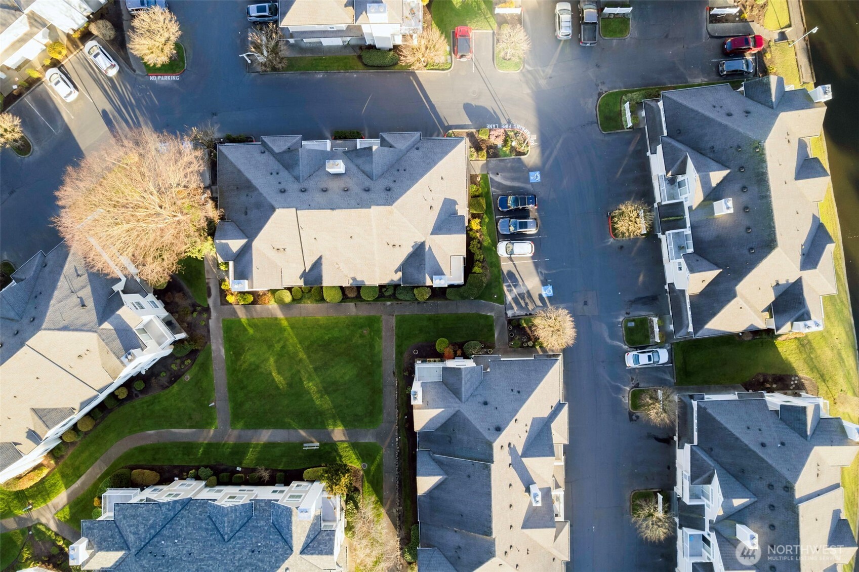 23519 55th Avenue S #12-1, Kent, WA 98032