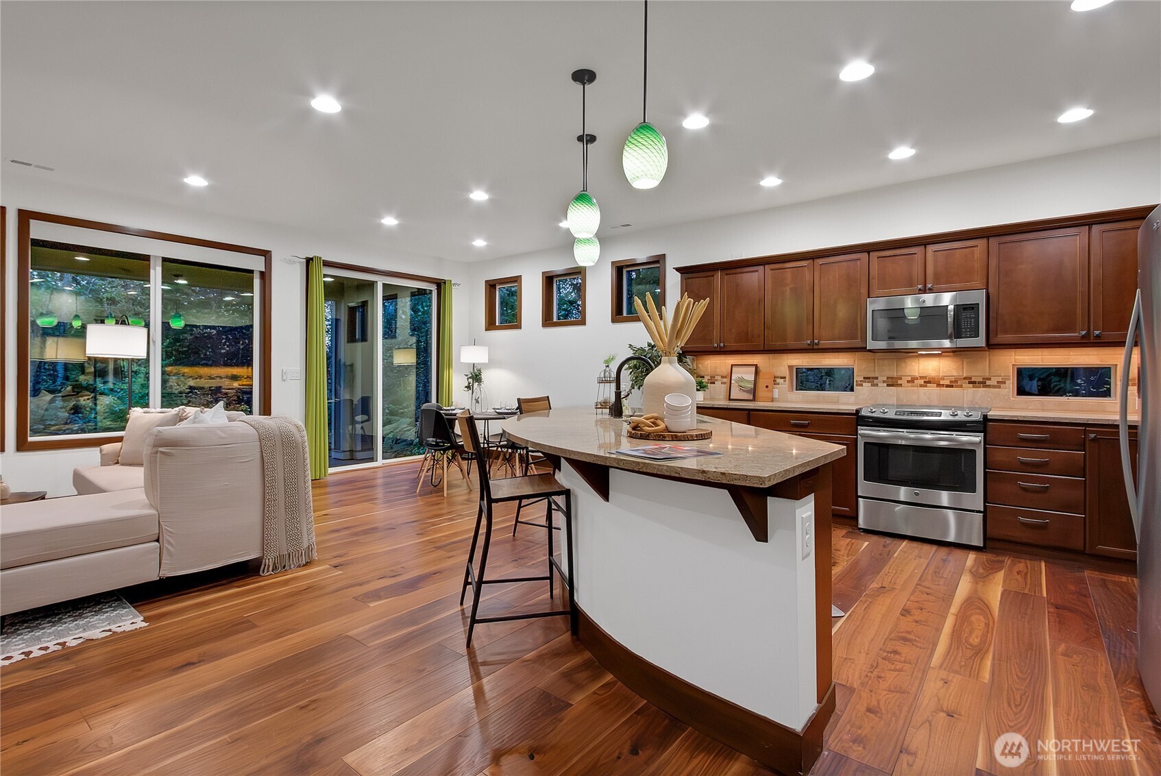 14226 189th Avenue E, Bonney Lake, WA 98391