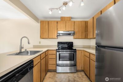 17425 119th Lane SE #D30, Renton, WA 98058 - Photo 5