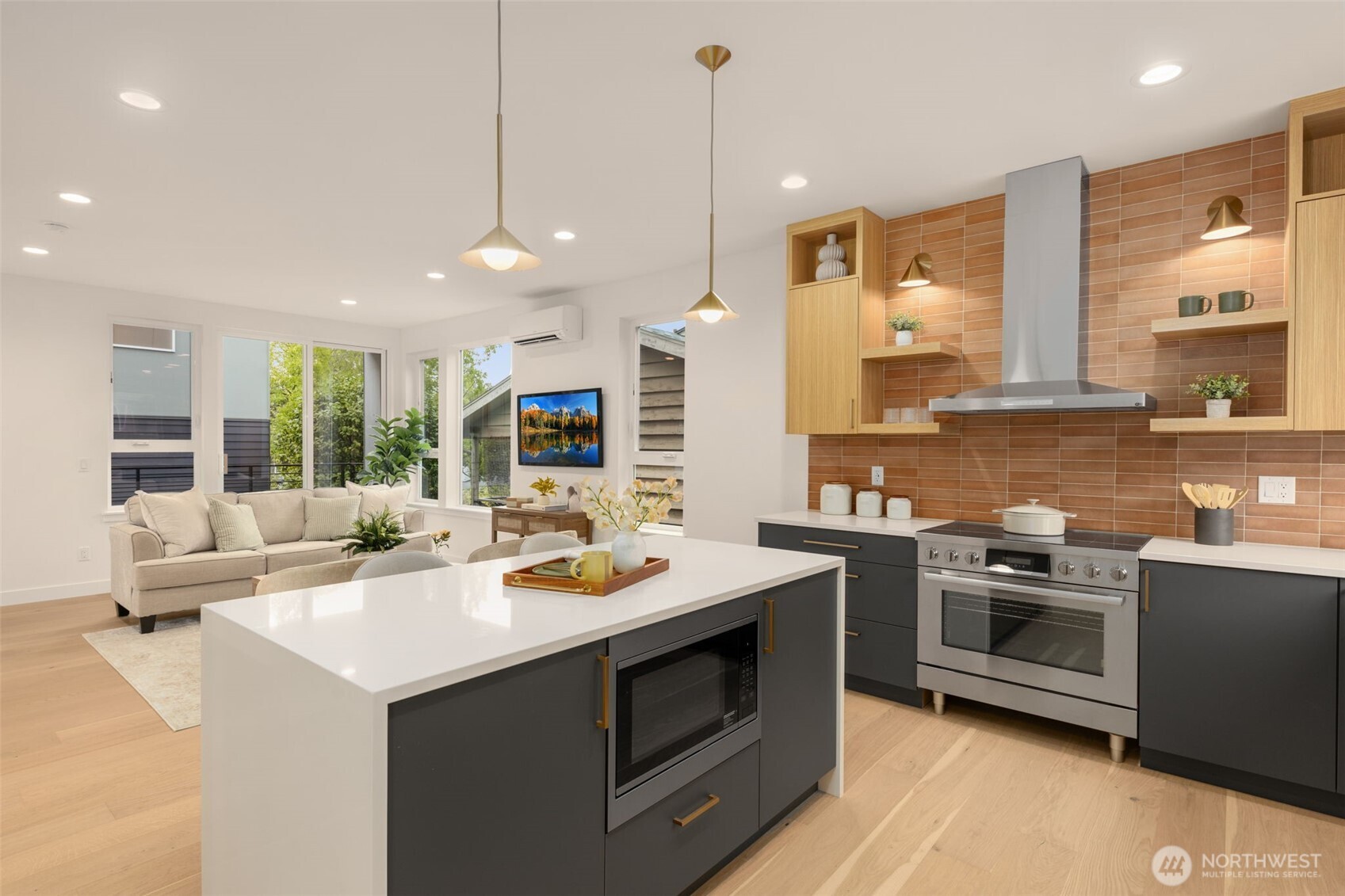 5203 Sand Point Place NE, Seattle, WA 98105