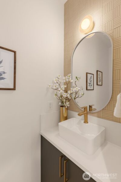 5203 Sand Point Place NE, Seattle, WA 98105 - Photo 13