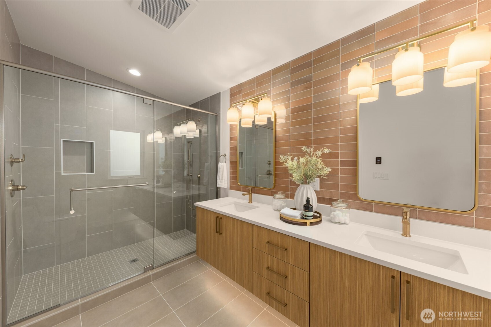 5203 Sand Point Place NE, Seattle, WA 98105