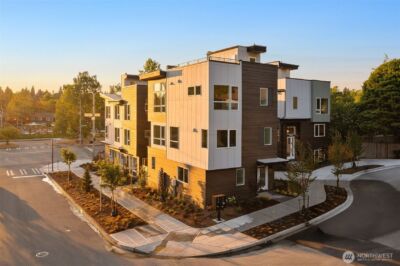 5203 Sand Point Place NE, Seattle, WA 98105 - Photo 2