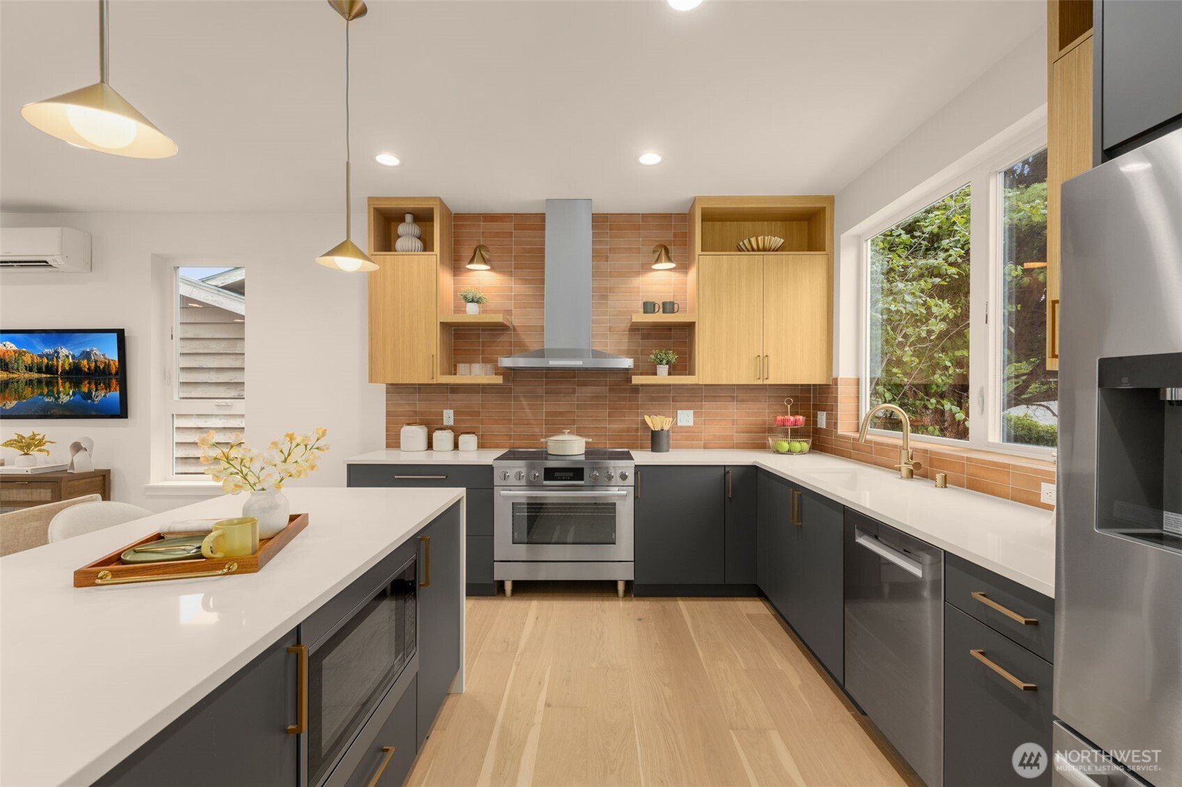 5203 Sand Point Place NE, Seattle, WA 98105