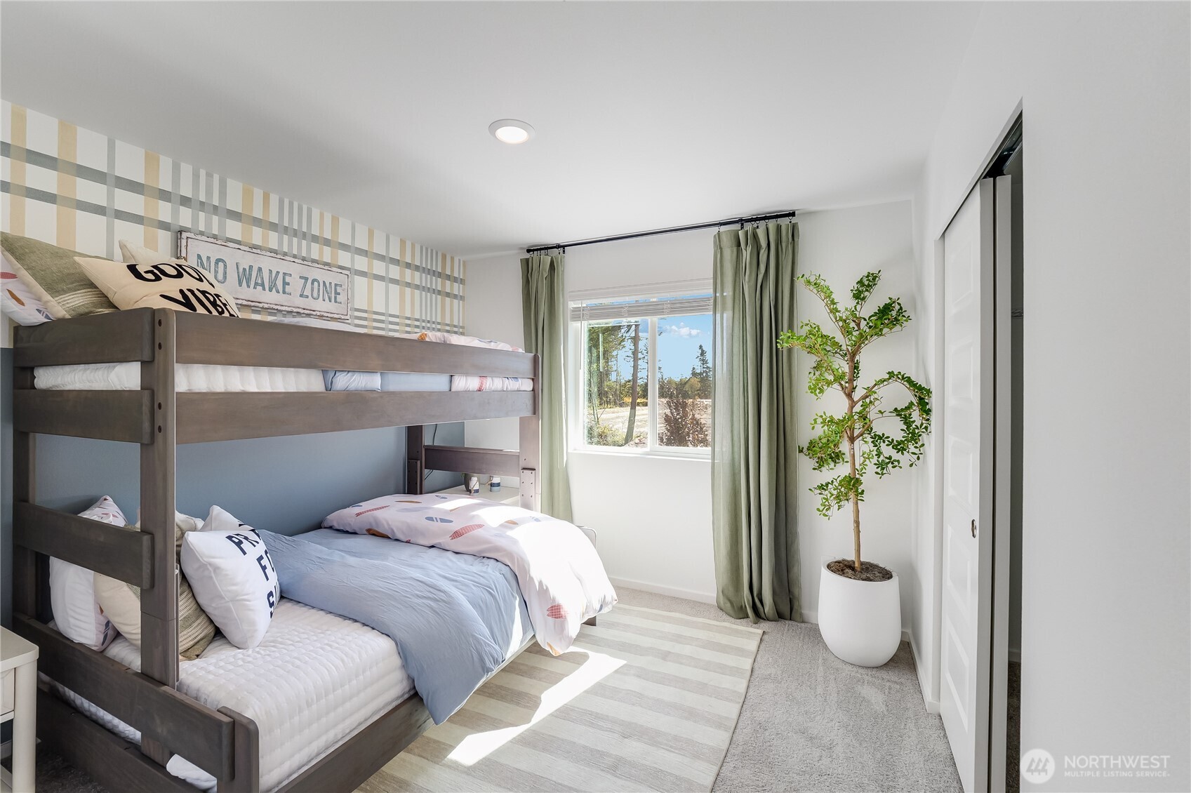 1600 Dorjun Drive , Port Townsend, WA 98368