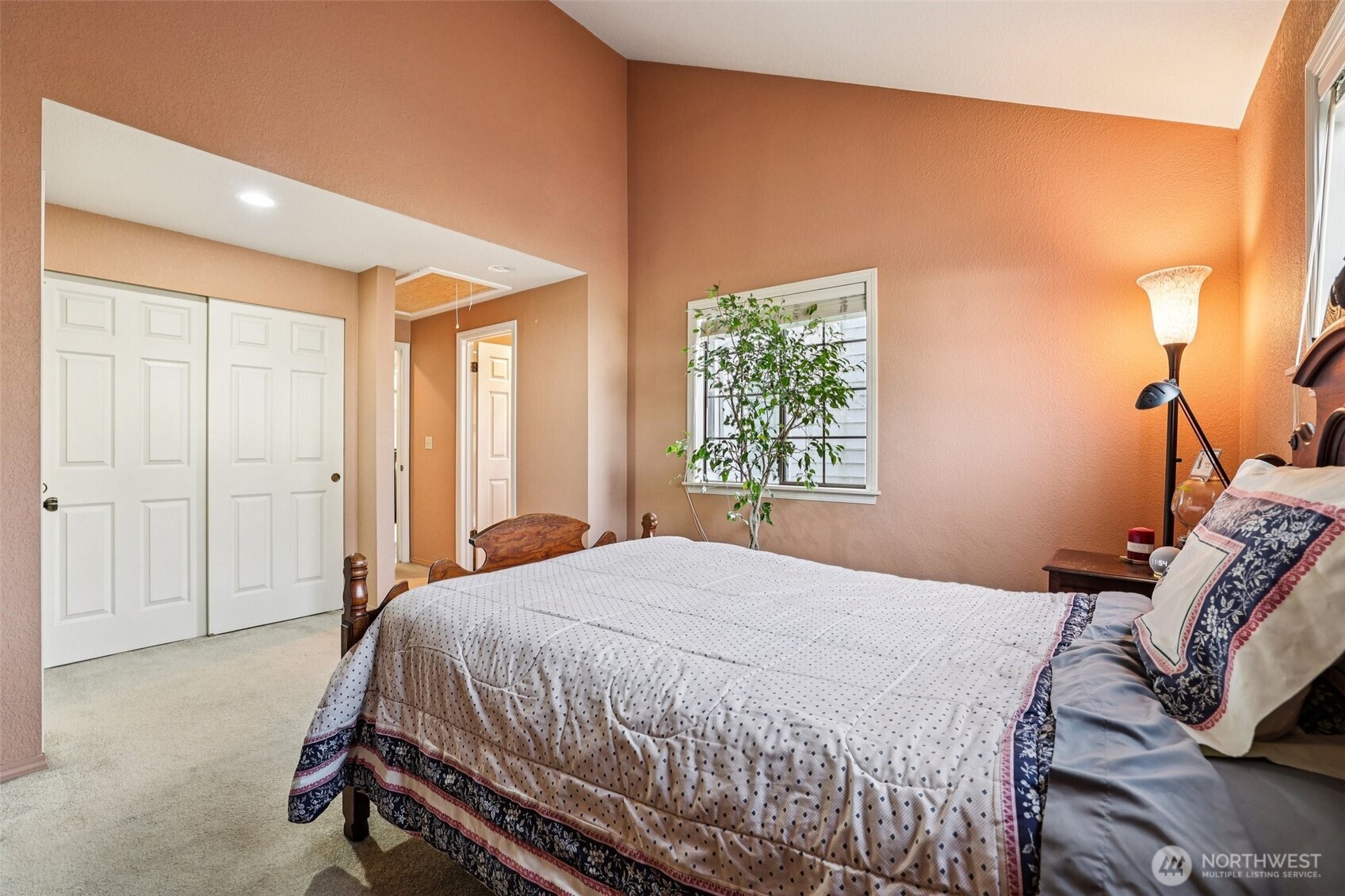 18625 48th Place S, SeaTac, WA 98188-8608