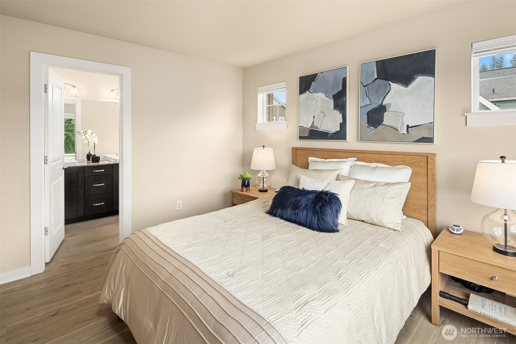 849 Third Avenue NE, Issaquah, WA 98029-5404