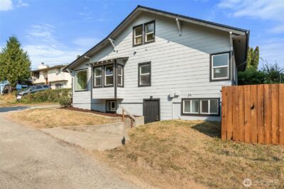 5154 S Creston Street , Seattle, WA 98178-2110 - Photo 2