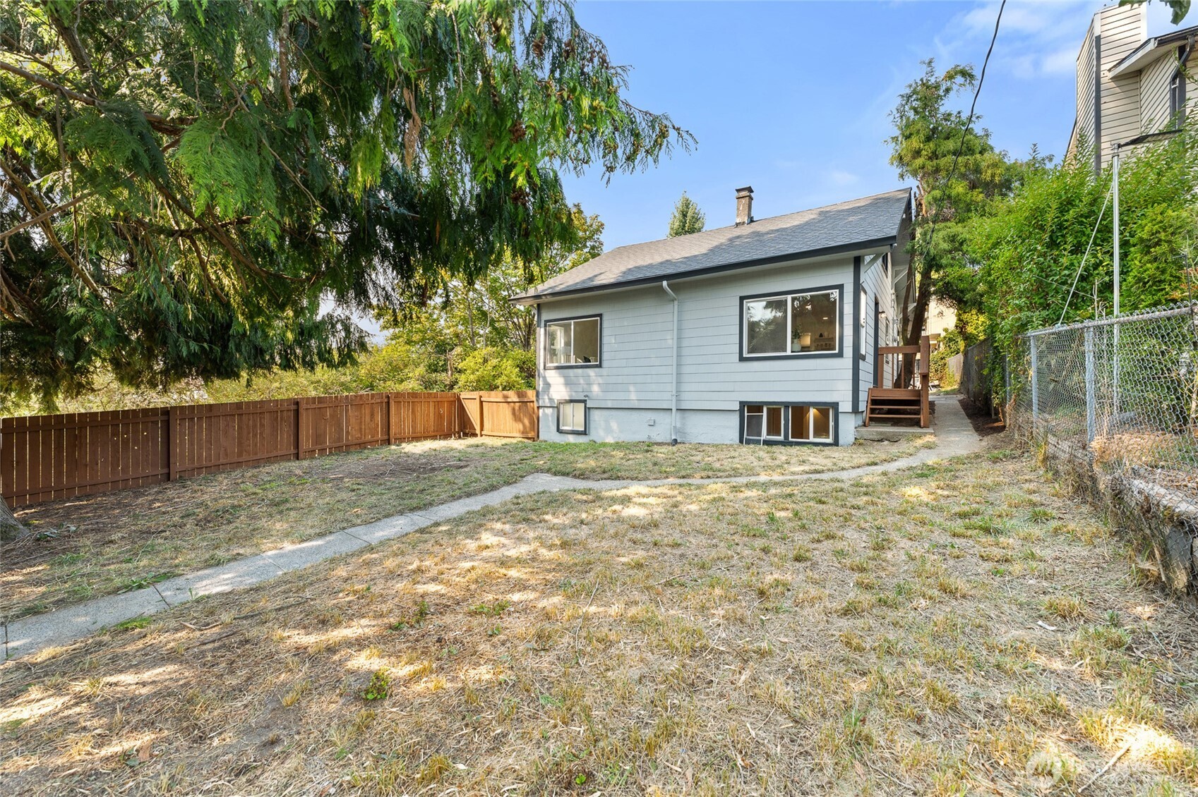 5154 S Creston Street , Seattle, WA 98178-2110