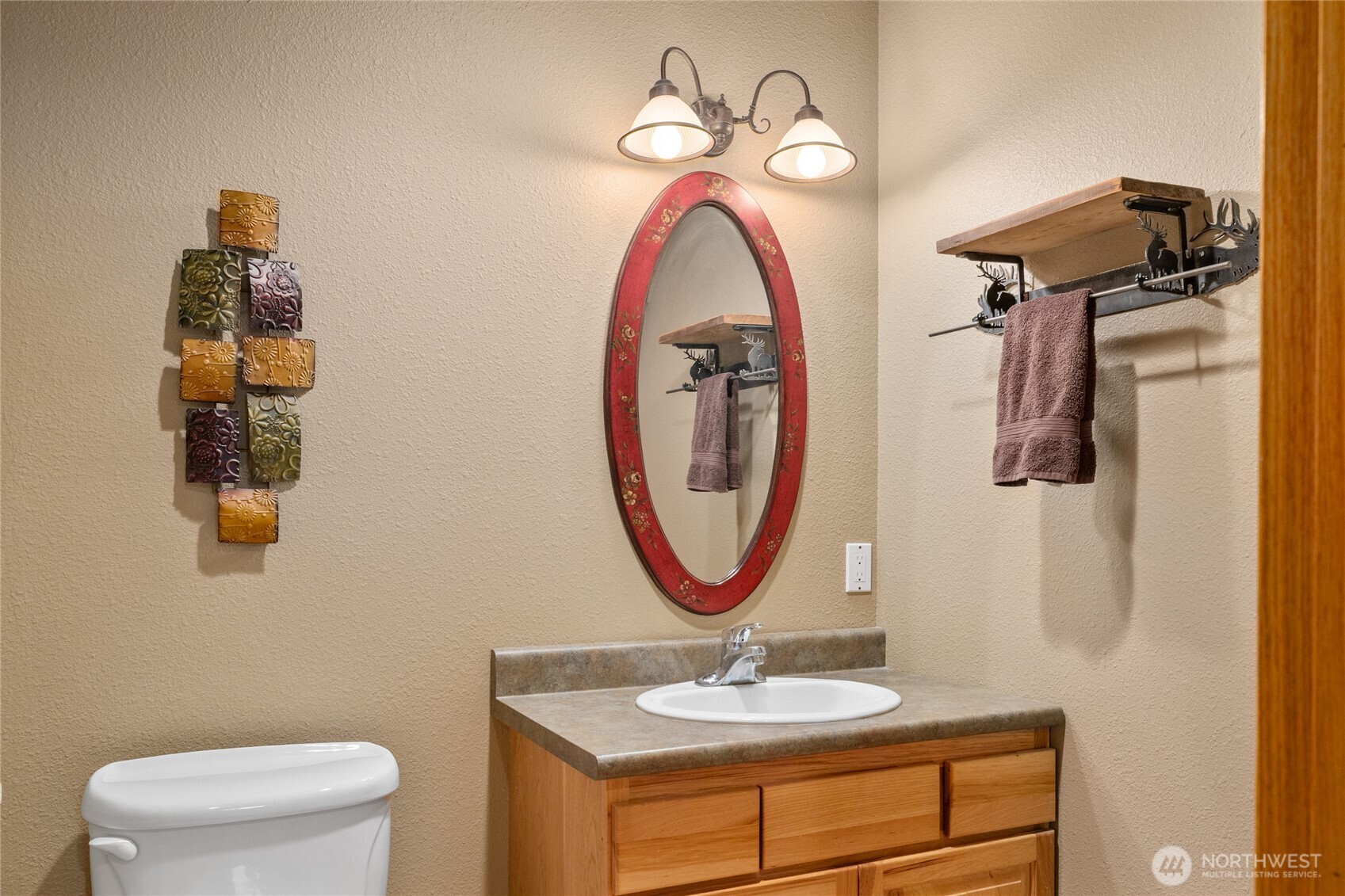 23001 SR 821 , Ellensburg, WA 98926