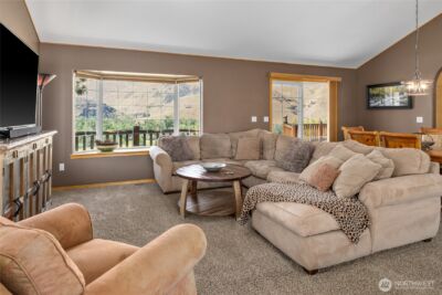 23001 SR 821 , Ellensburg, WA 98926 - Photo 8