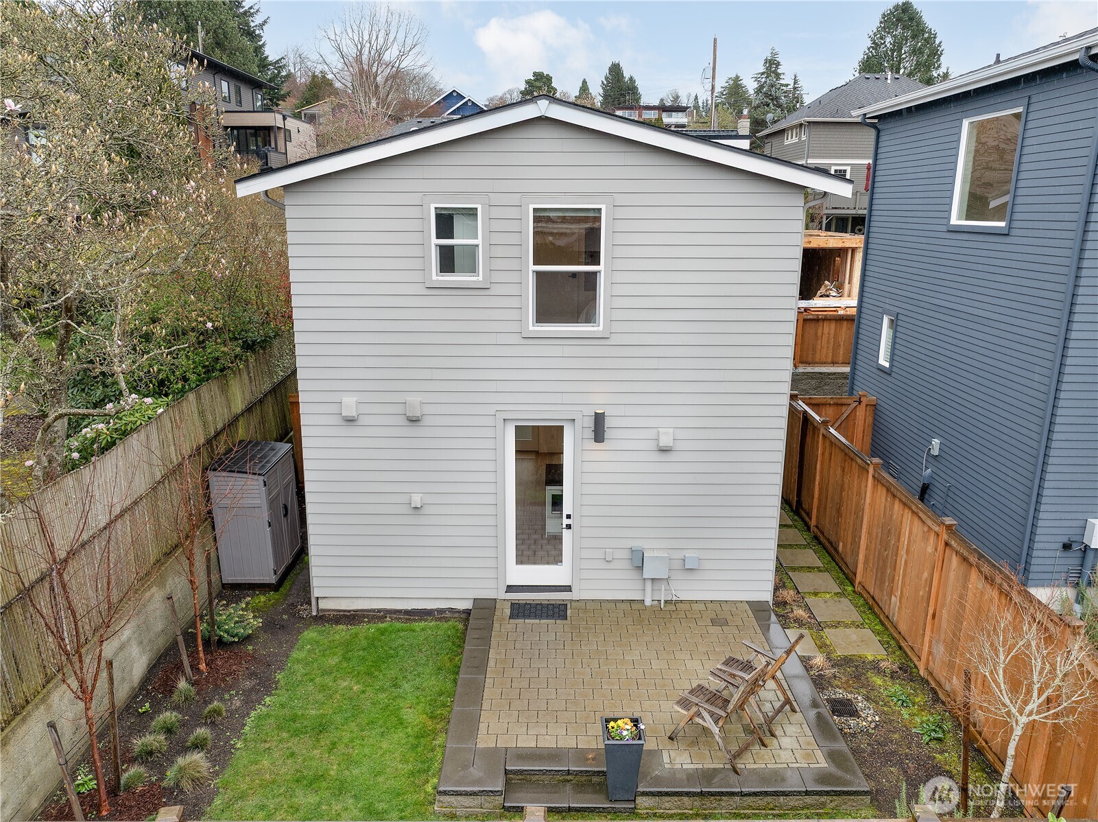 3112 W Raye Street , Seattle, WA 98199