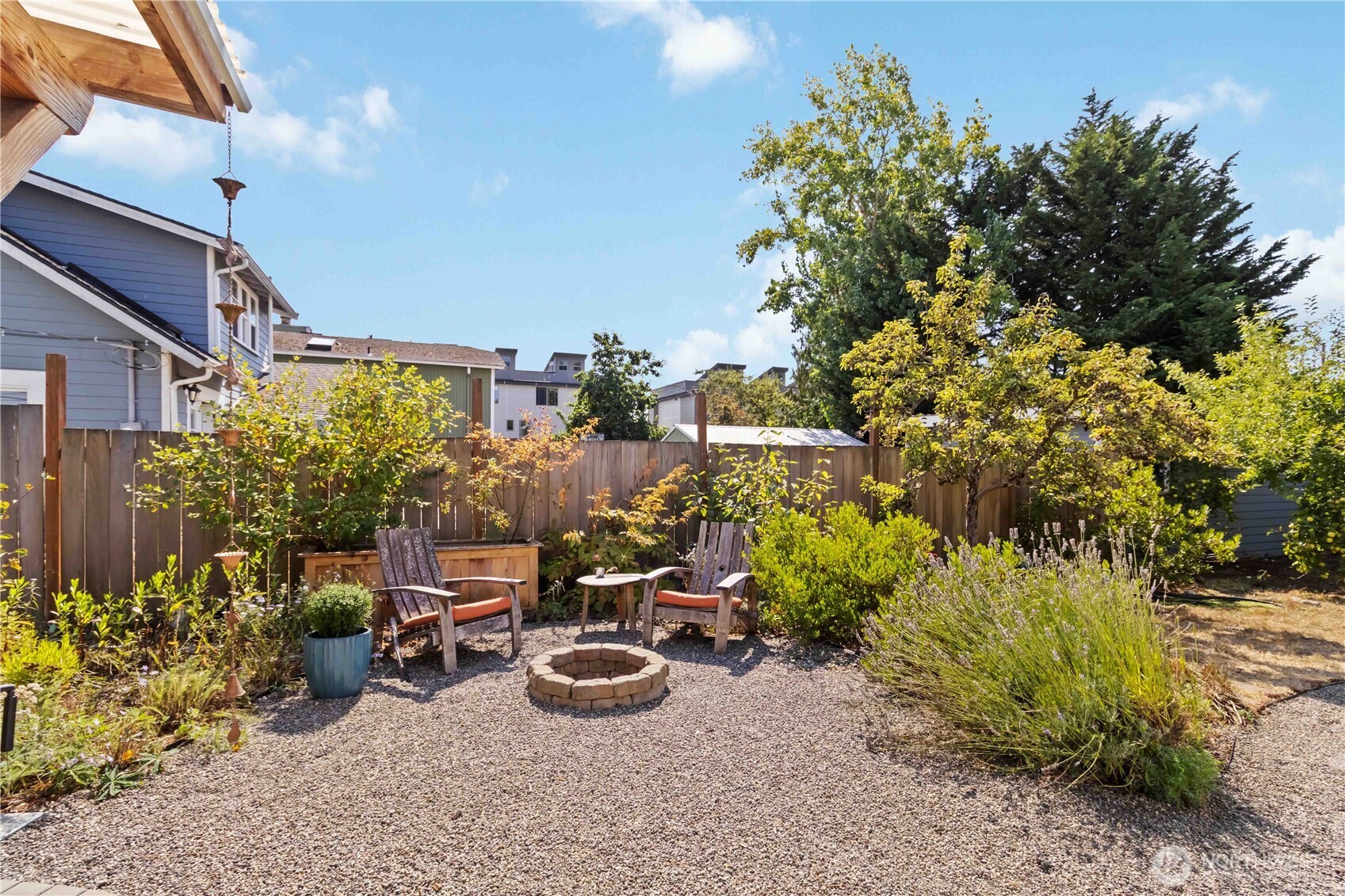 10523 Evanston Avenue N, Seattle, WA 98133