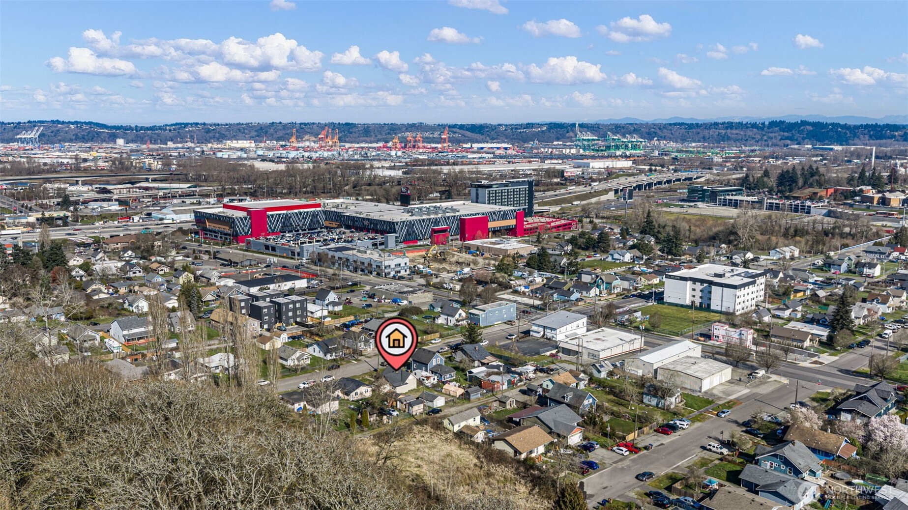 1428 E 32nd Street , Tacoma, WA 98404