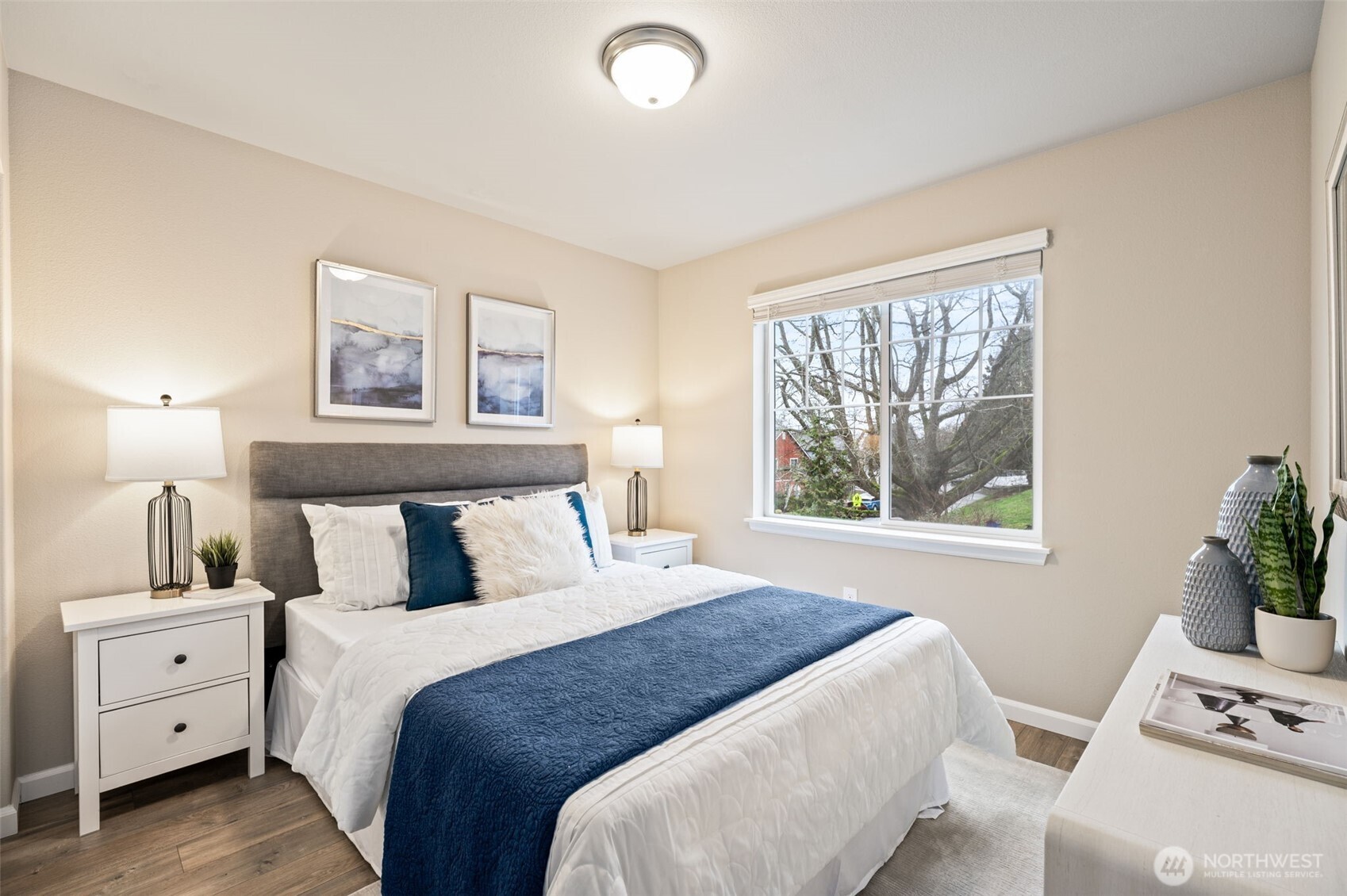 3221 SW Holly Street , Seattle, WA 98126