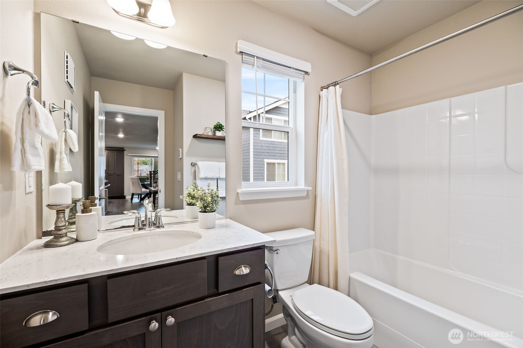 3221 SW Holly Street , Seattle, WA 98126