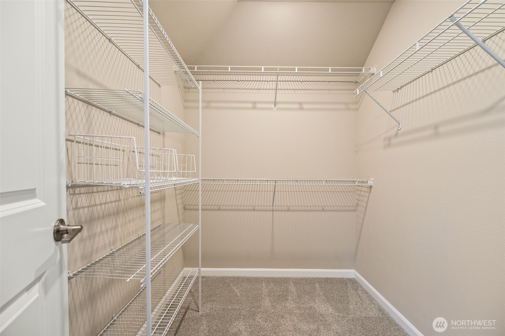 3221 SW Holly Street , Seattle, WA 98126