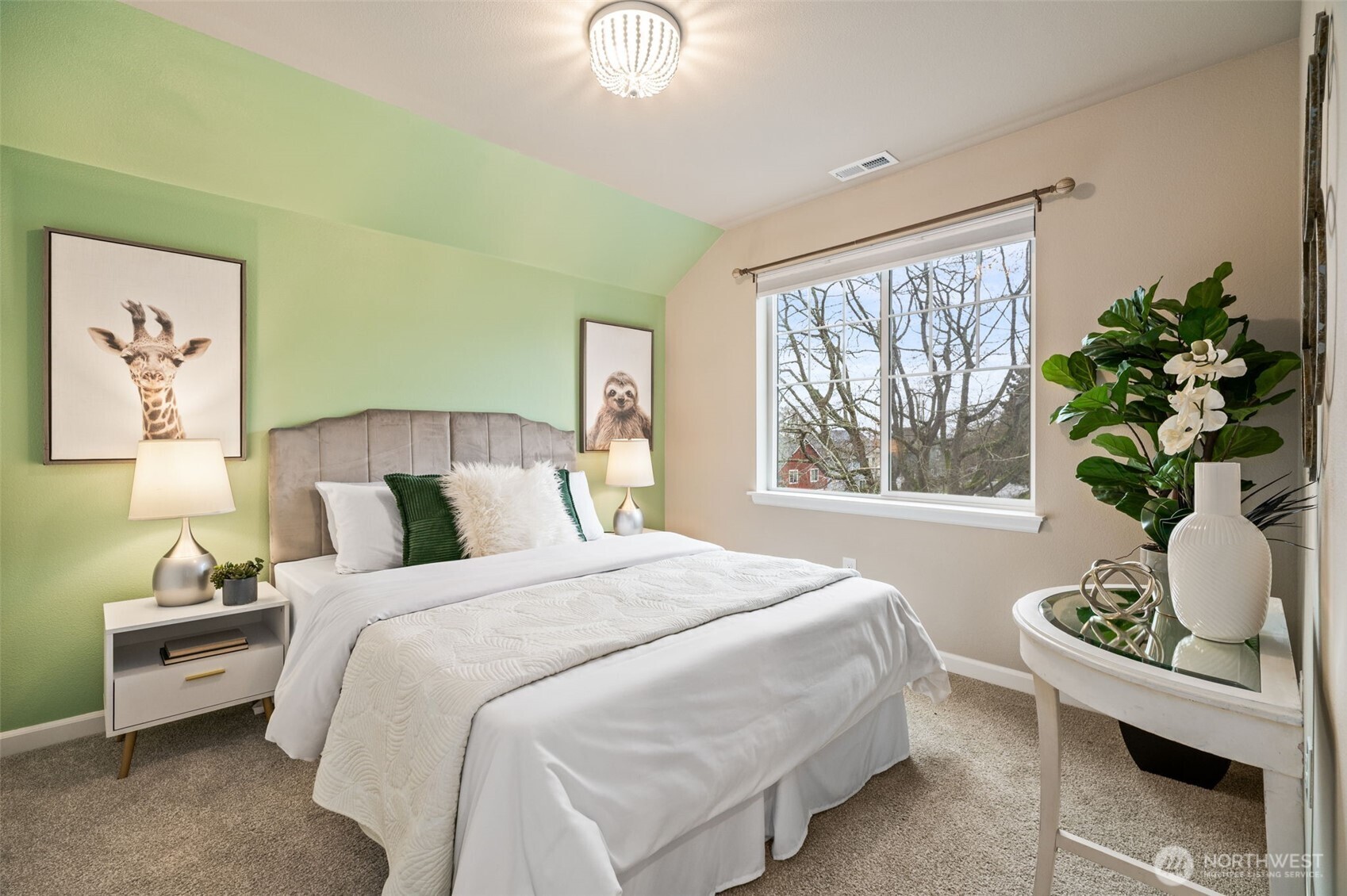 3221 SW Holly Street , Seattle, WA 98126