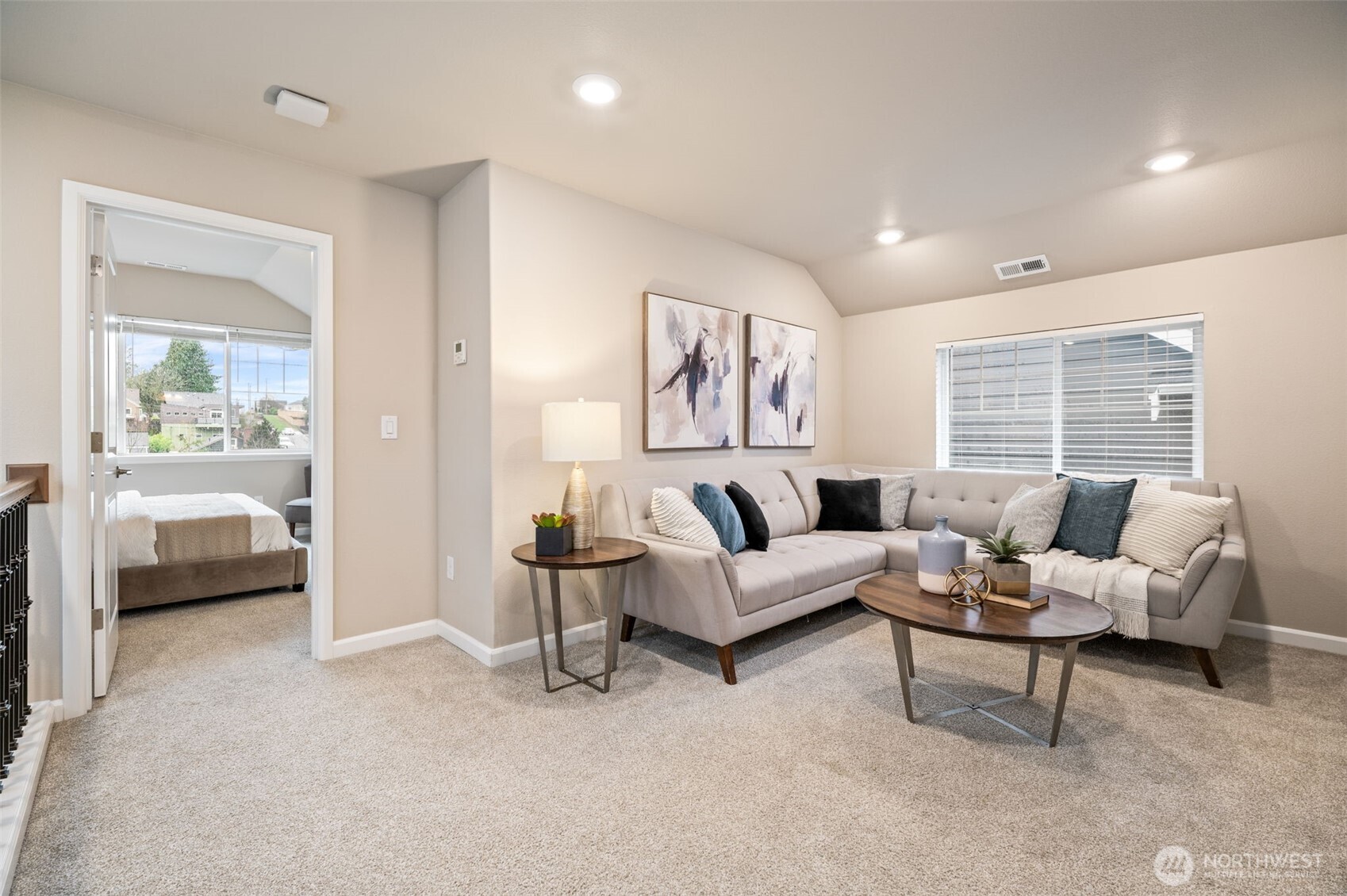 3221 SW Holly Street , Seattle, WA 98126