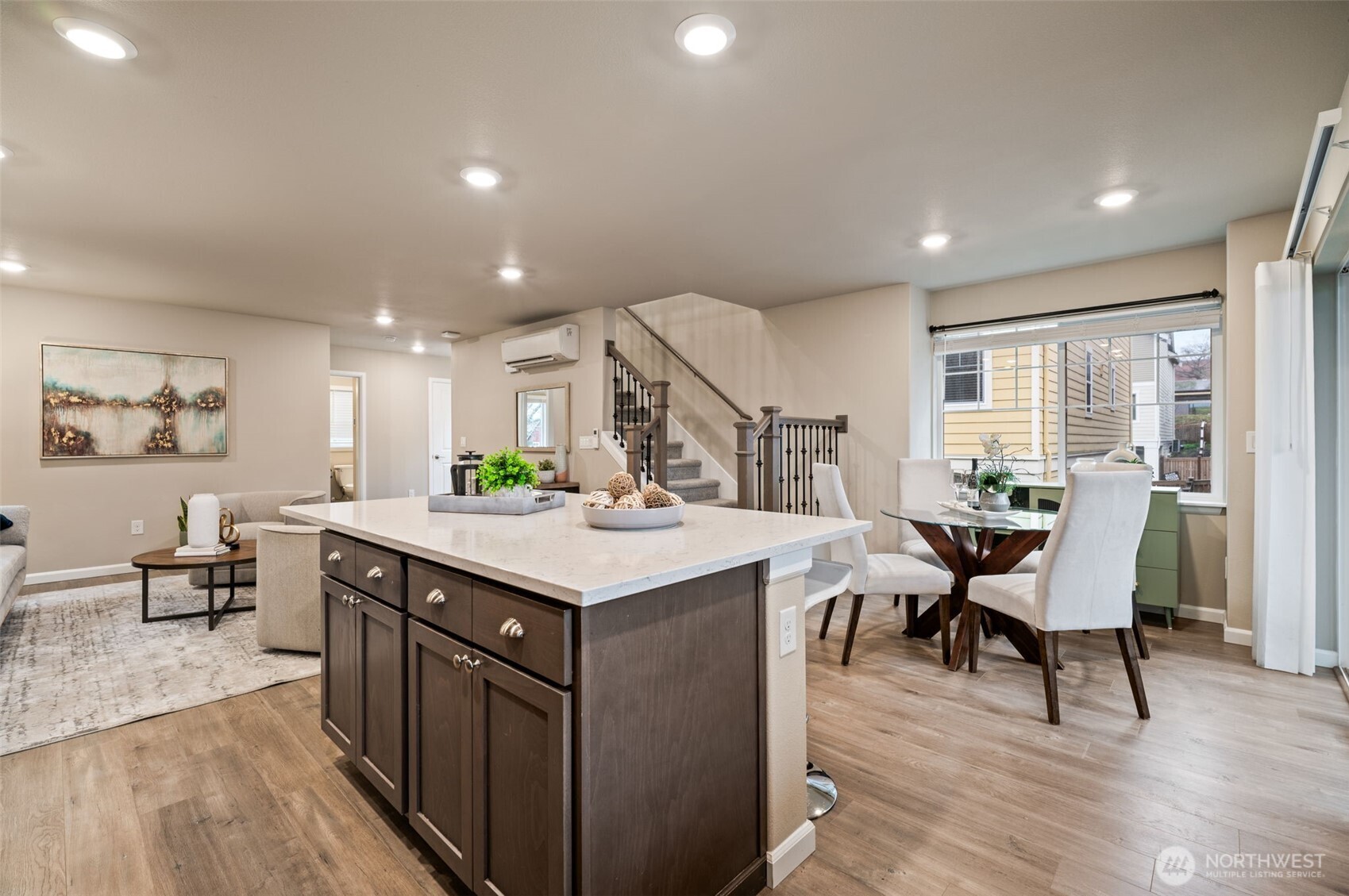 3221 SW Holly Street , Seattle, WA 98126