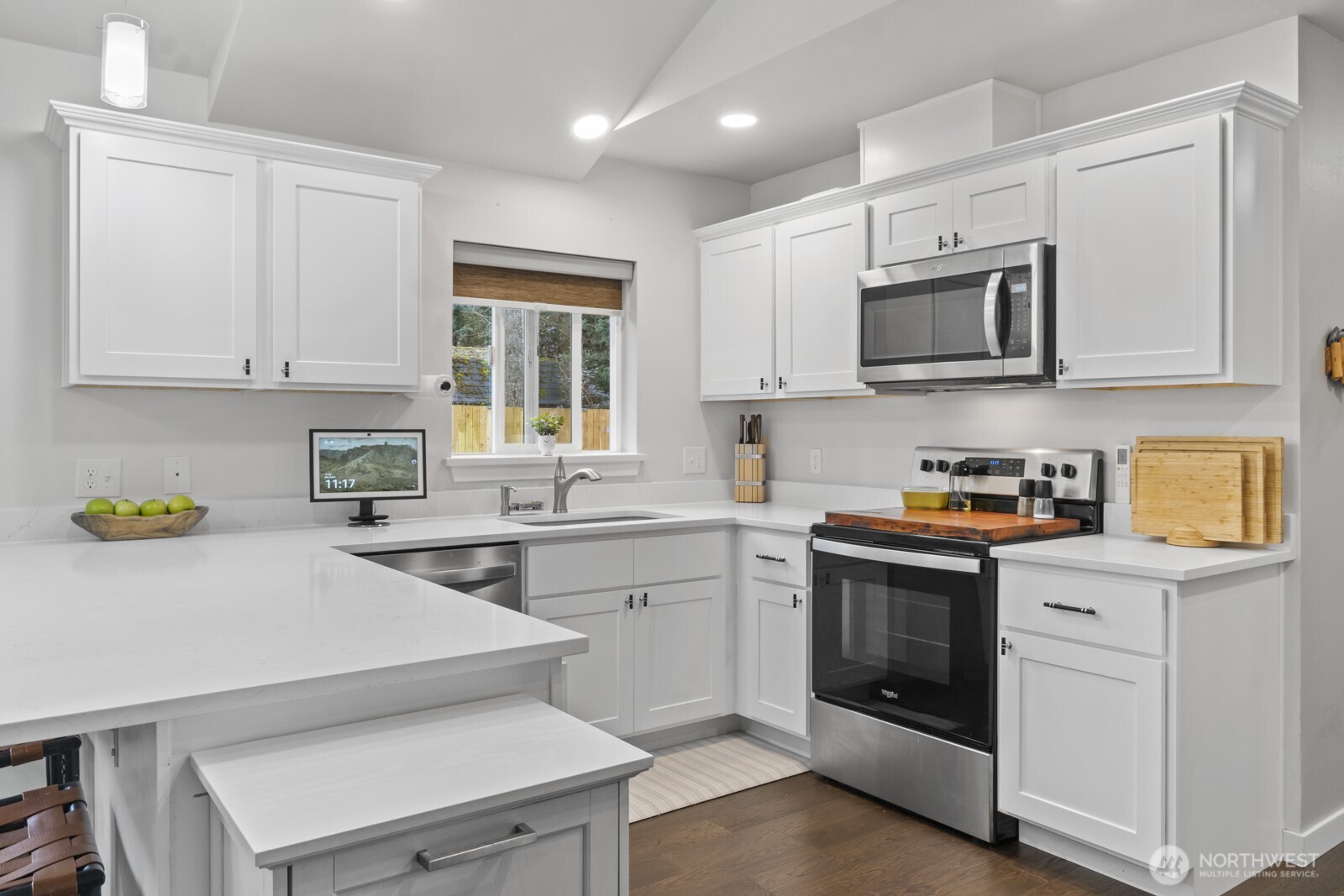 18204 E Clear Lake Boulevard SE, Yelm, WA 98597